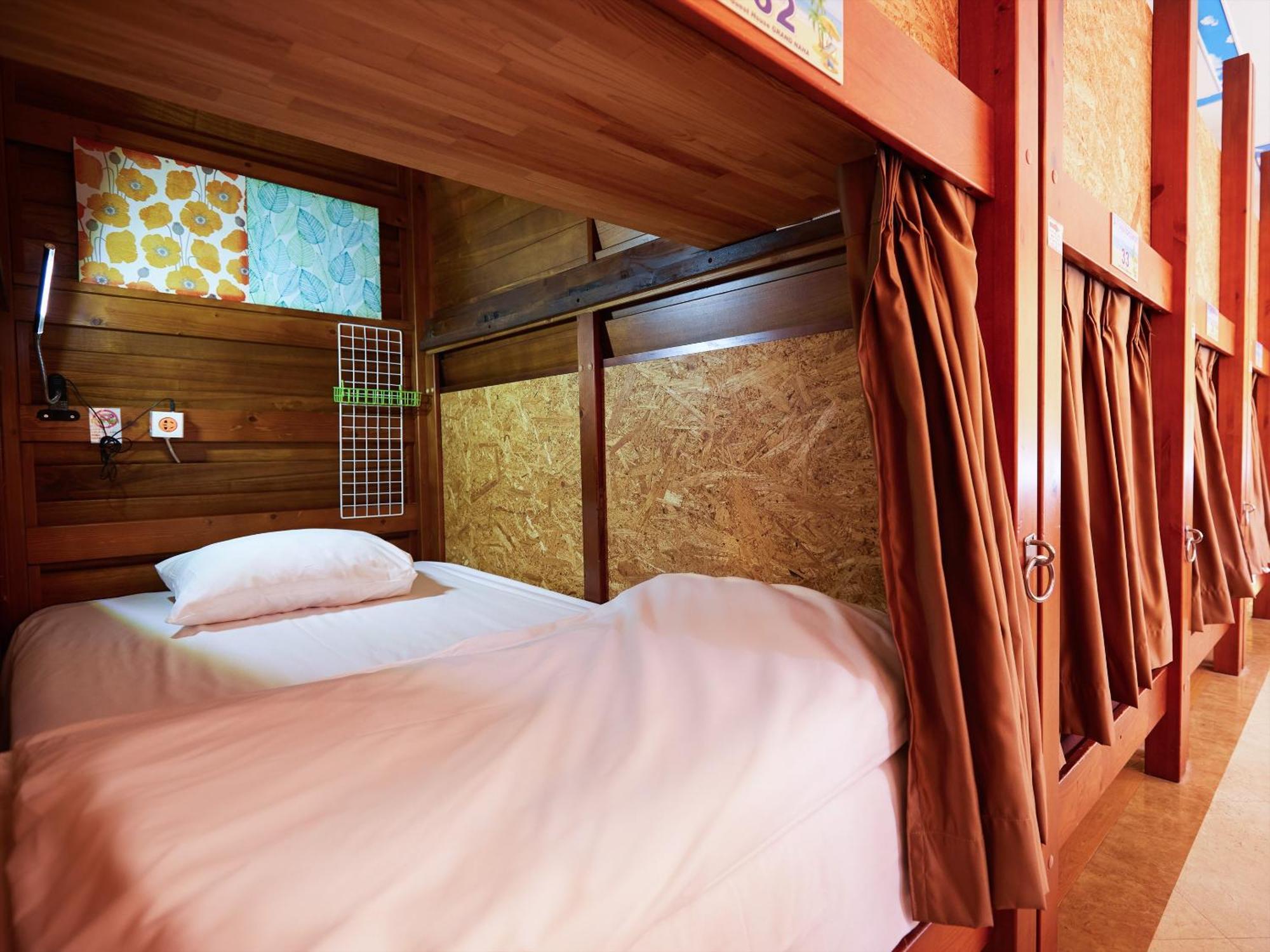 Guest House Grand Naha Buitenkant foto