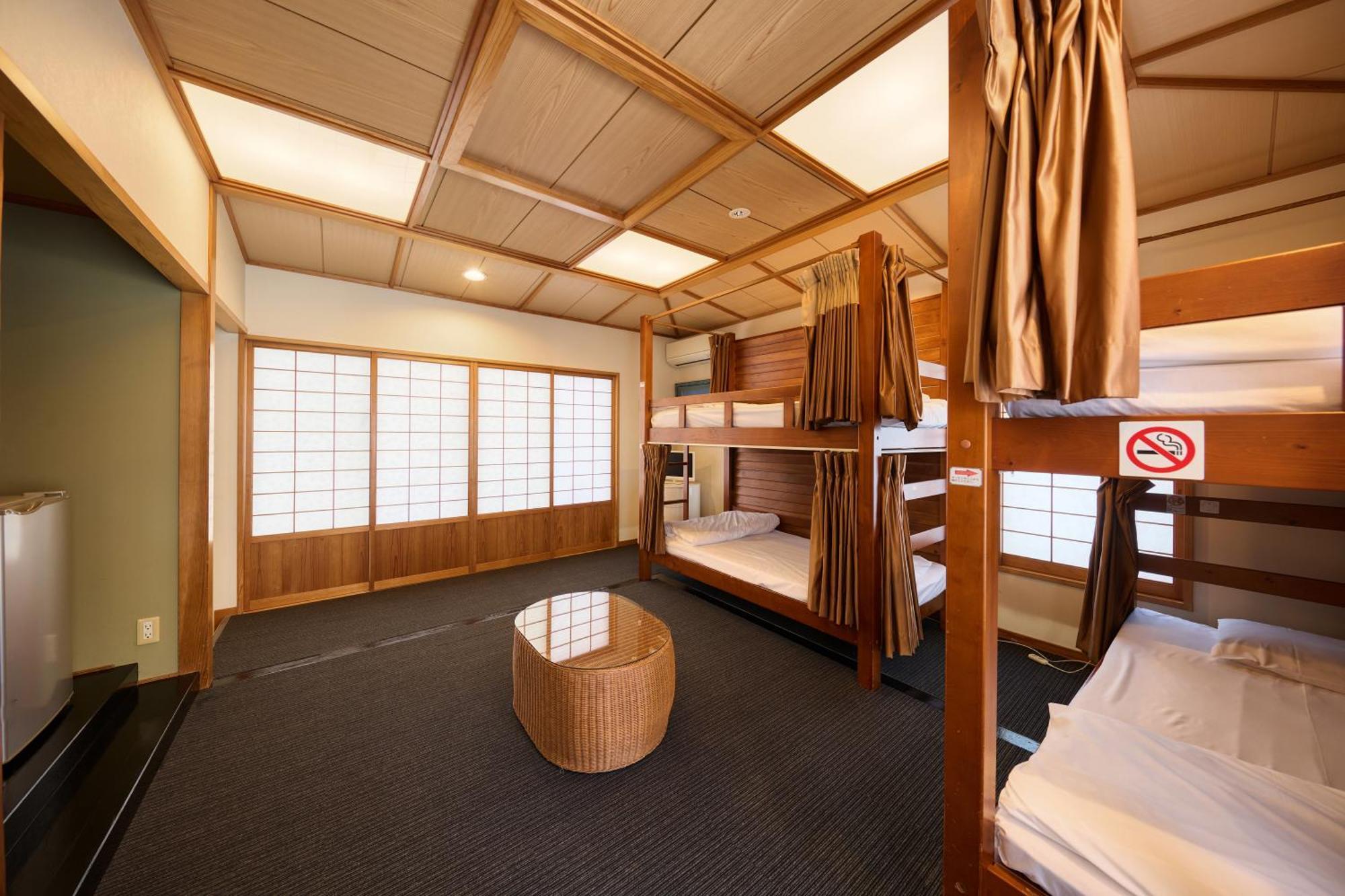 Guest House Grand Naha Buitenkant foto