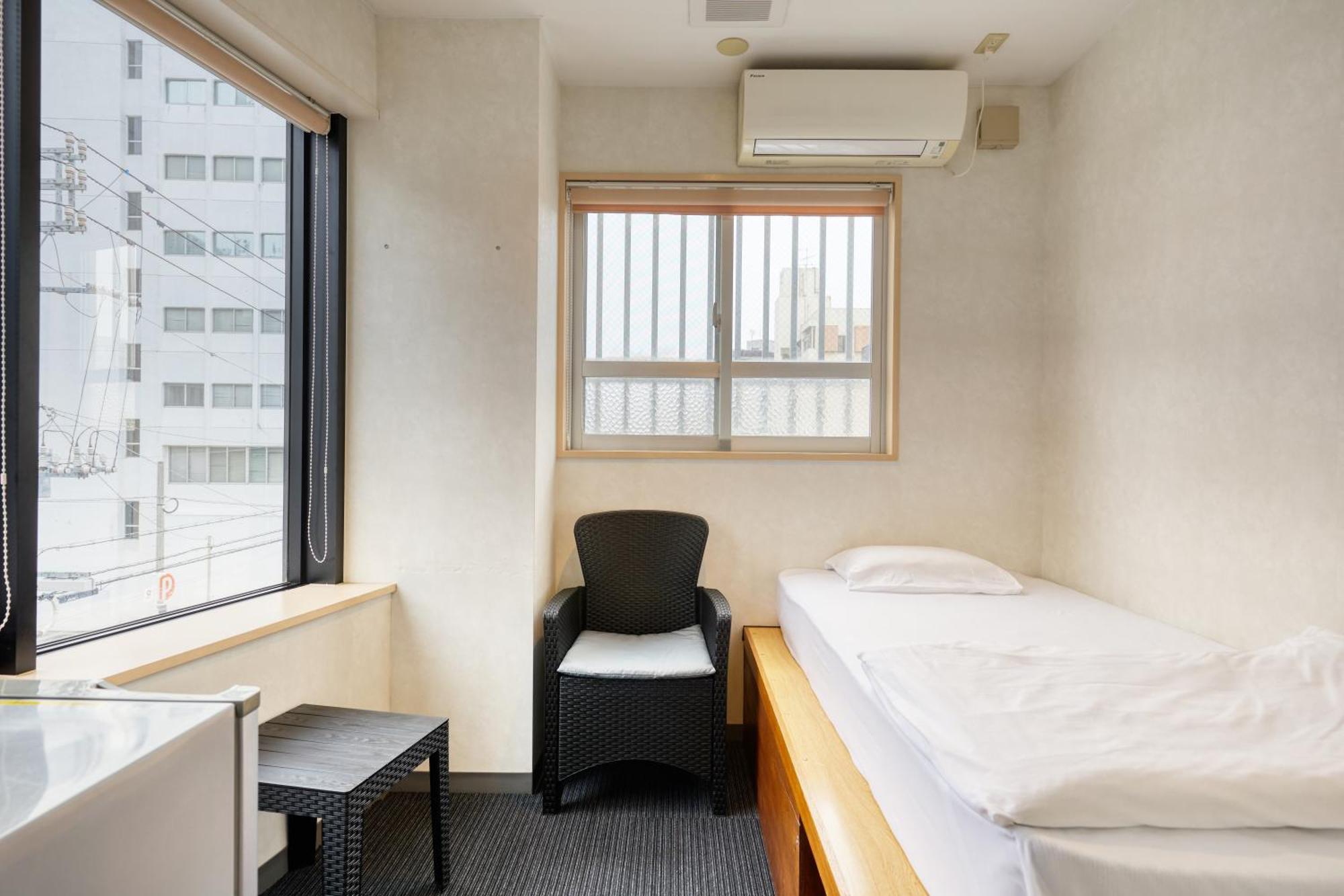 Guest House Grand Naha Buitenkant foto
